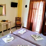 Pensionat Filippos Skopelos stad