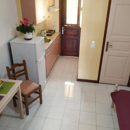 Studios Filippos 2*