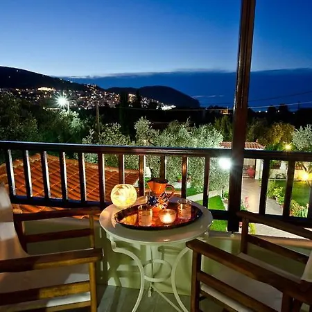 Studios Filippos Skopelos Town