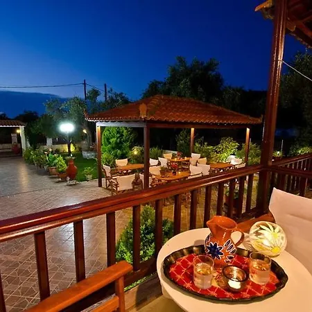 Guest house Studios Filippos 2*