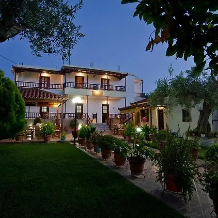 Studios Filippos 2*