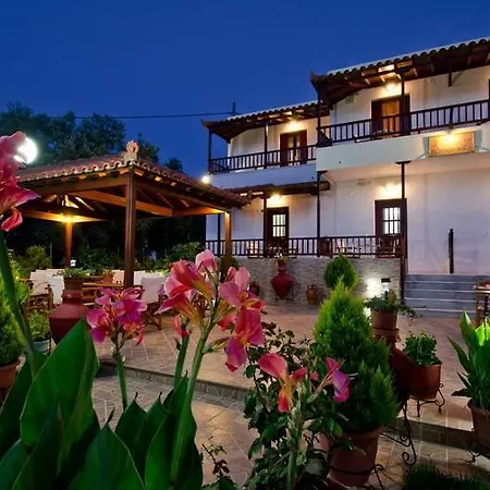 Studios Filippos 2*