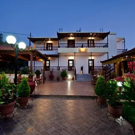 Filippos 3* Skopelos