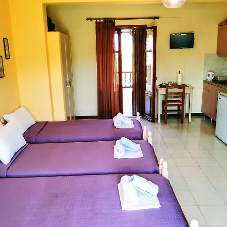 Studios Filippos 2*