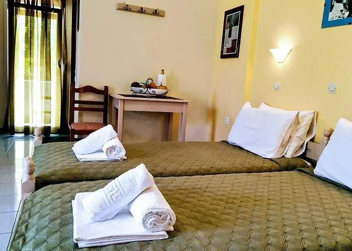 Studios Filippos Guest house 3*