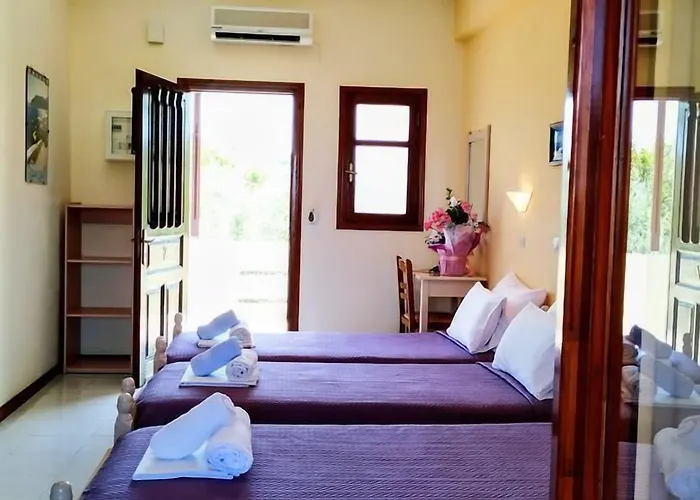 Studios Filippos Skopelos Town